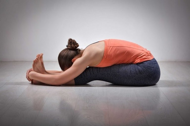 Tập yoga đúng cách giúp điều trị viêm xoang